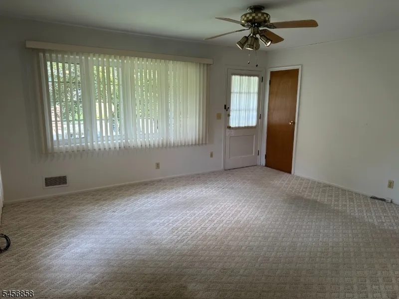 97 Cayuga Ave Rockaway, NJ 07866