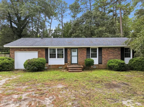 213 Nine Foot Road