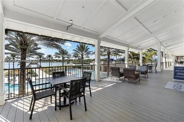 19861 Whispering Creek Rd #225 Loxahatchee, FL 33470