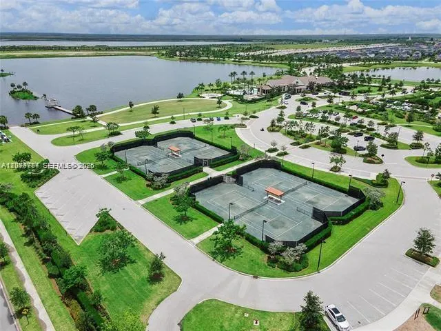 19861 Whispering Creek Rd #225 Loxahatchee, FL 33470
