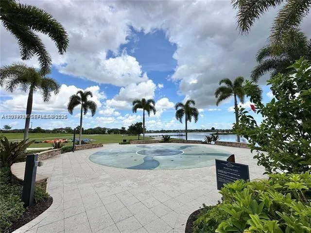 19861 Whispering Creek Rd #225 Loxahatchee, FL 33470