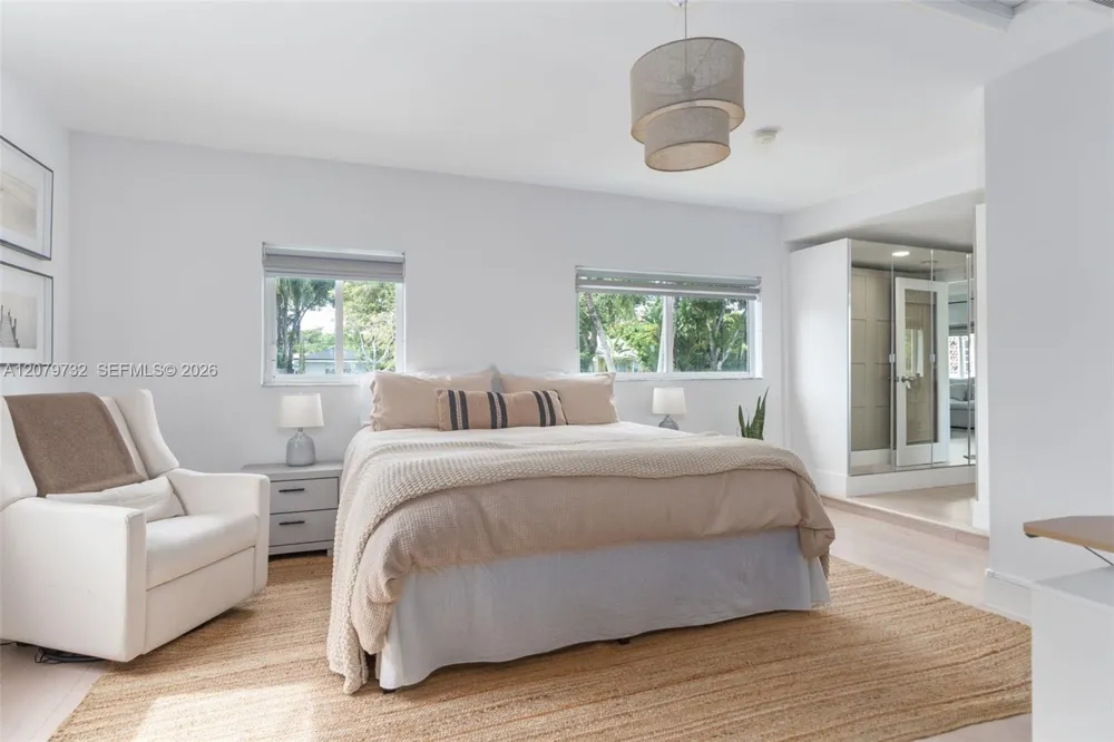 2521 SW 25th Ter Miami, FL 33133