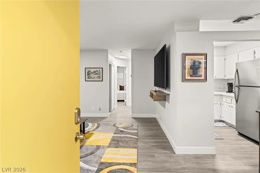615 S 10th Street #B Las Vegas, NV 89101