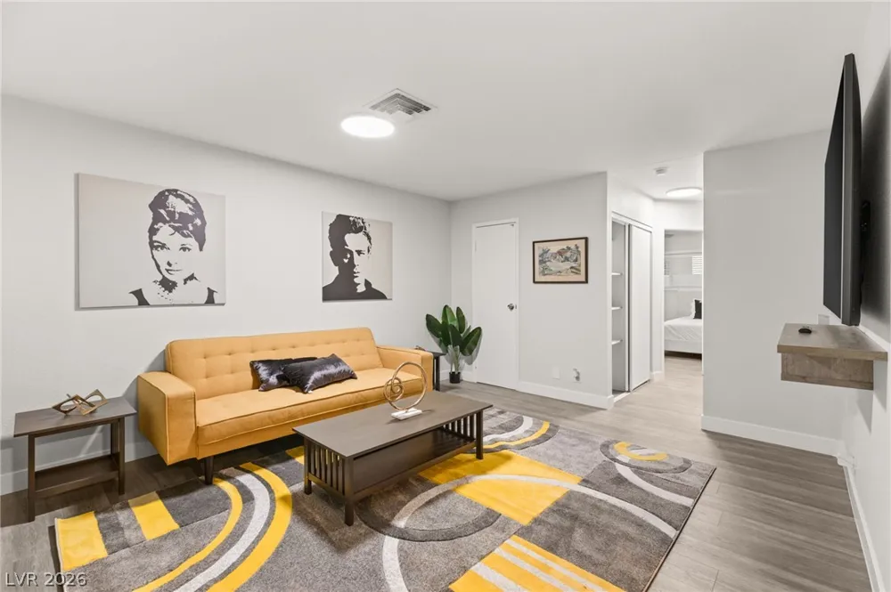 615 S 10th Street #B Las Vegas, NV 89101