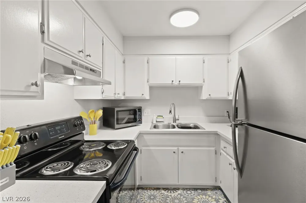 615 S 10th Street #B Las Vegas, NV 89101