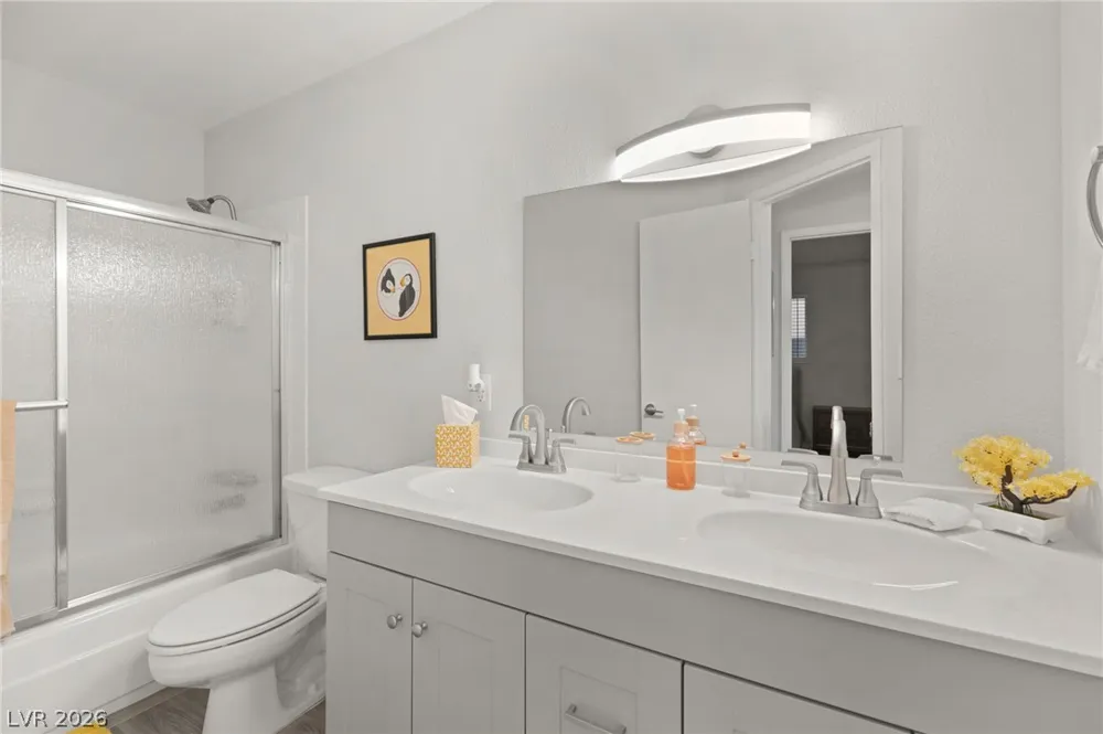 615 S 10th Street #B Las Vegas, NV 89101