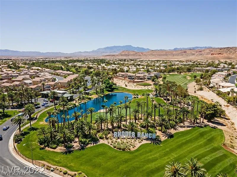 32 Cascade Lake Street Las Vegas, NV 89148