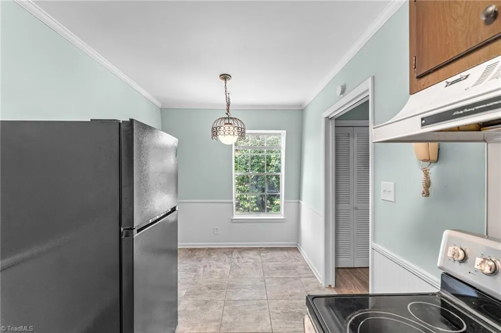 3822 Country Club Road #I Winston-Salem, NC 27104
