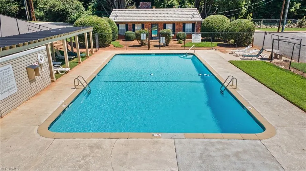 3822 Country Club Road #I Winston-Salem, NC 27104