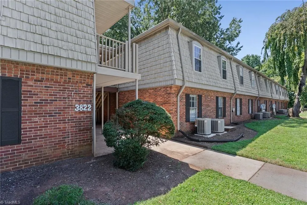 3822 Country Club Road #I Winston-Salem, NC 27104