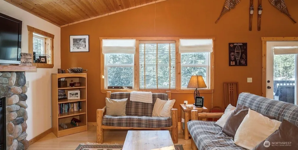 25819 Camp 12 Road Leavenworth, WA 98826
