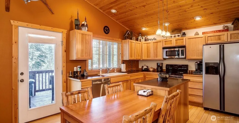 25819 Camp 12 Road Leavenworth, WA 98826