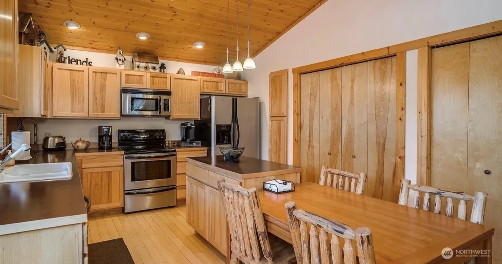 25819 Camp 12 Road Leavenworth, WA 98826