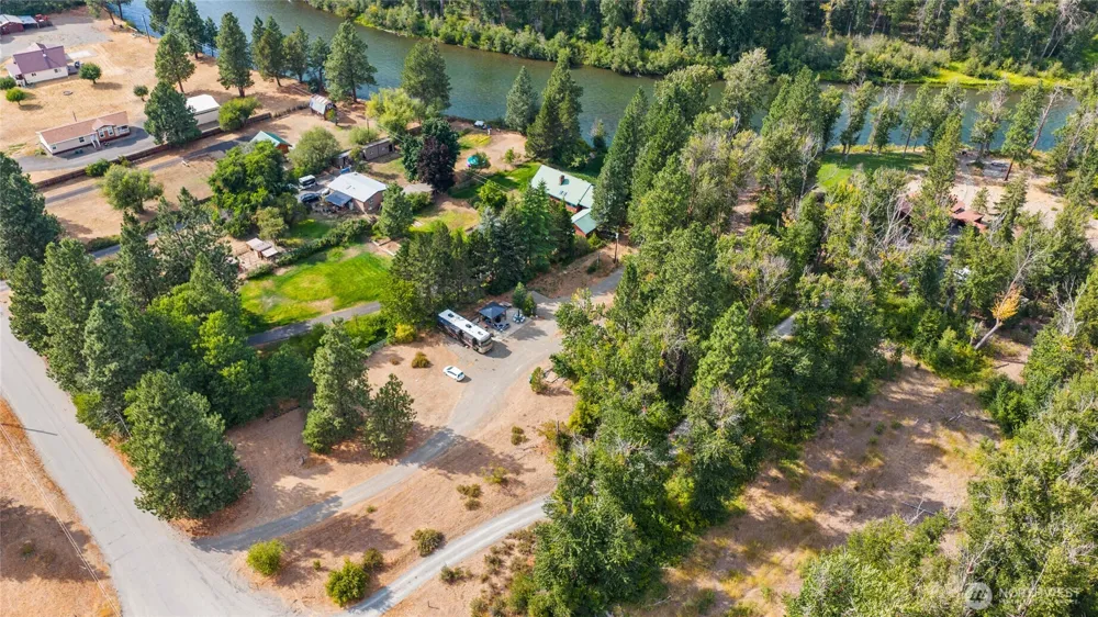 971 McDonald Road Cle Elum, WA 98922