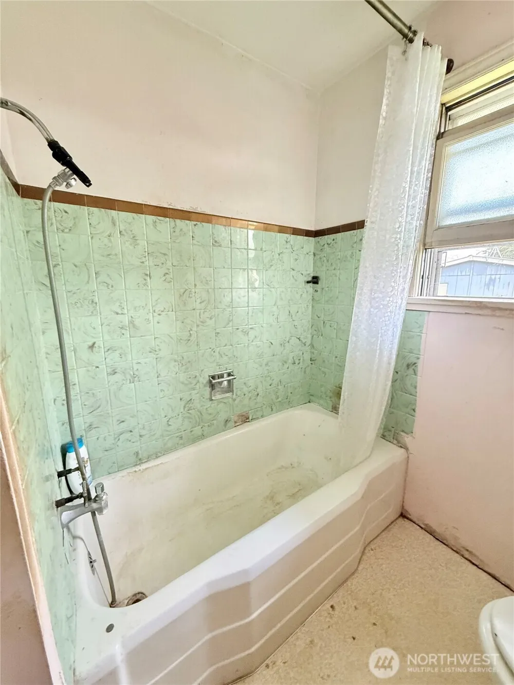 2276 Burton Avenue Okanogan, WA 98840