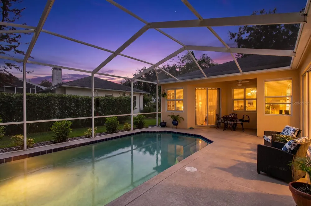 9302 KNIGHTSBRIDGE COURT Tampa, FL 33647