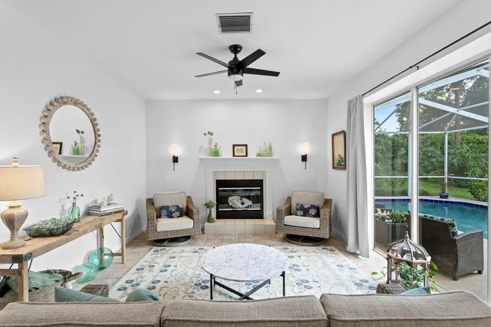 9302 KNIGHTSBRIDGE COURT Tampa, FL 33647