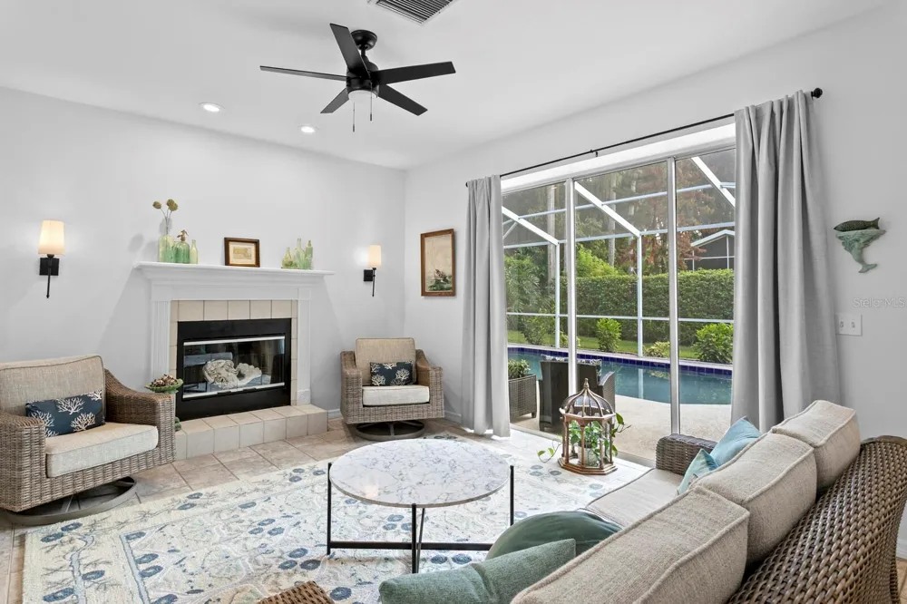 9302 KNIGHTSBRIDGE COURT Tampa, FL 33647