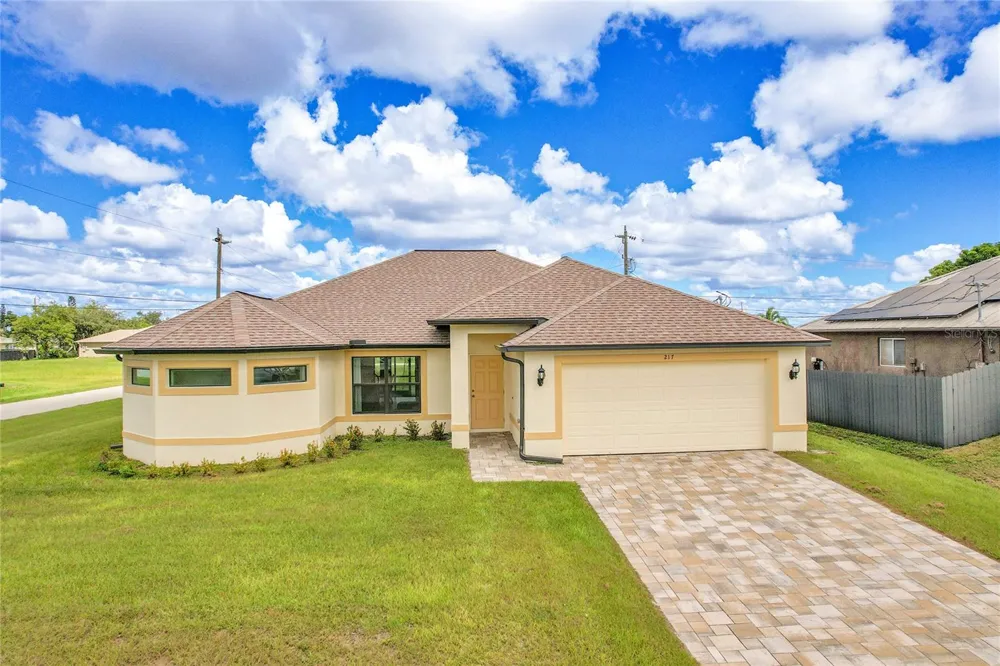 217 NE 20TH TERRACE Cape Coral, FL 33909