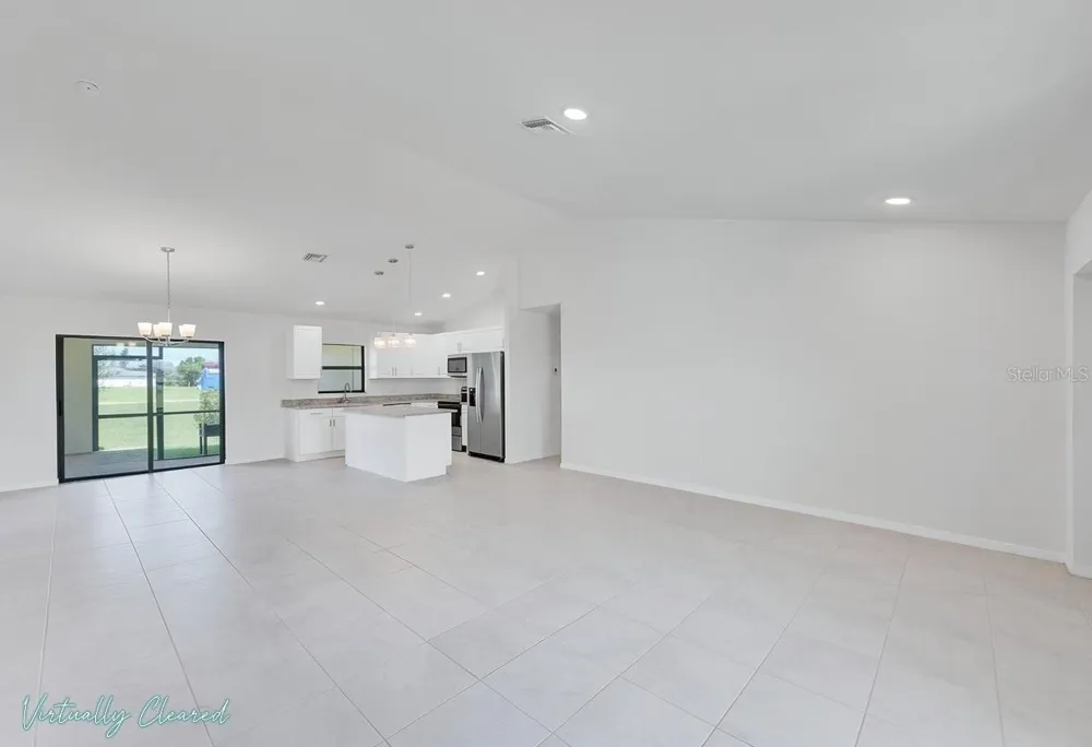 217 NE 20TH TERRACE Cape Coral, FL 33909