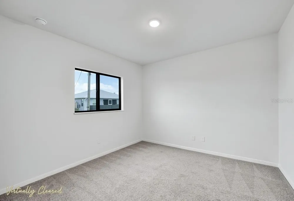 217 NE 20TH TERRACE Cape Coral, FL 33909