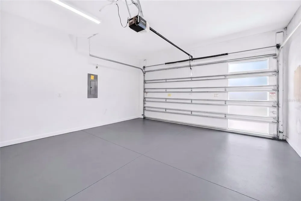 4020 W ARCH STREET Tampa, FL 33607