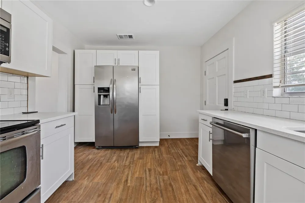 2202 GLEN AVENUE Tampa, FL 33607