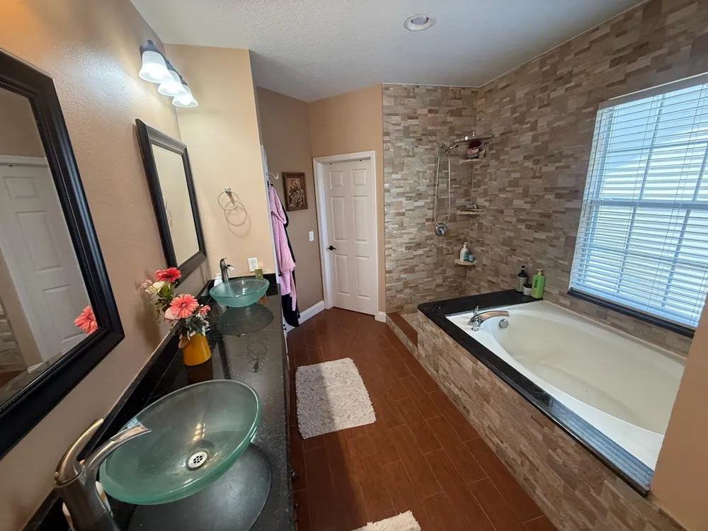Address Not Shown Celebration, FL 34747