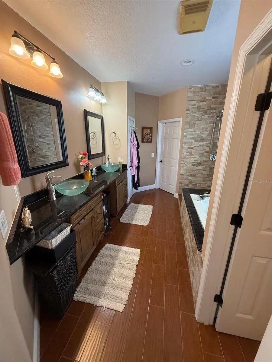 Address Not Shown Celebration, FL 34747