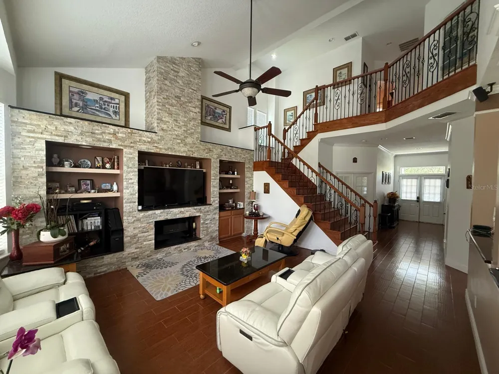 Address Not Shown Celebration, FL 34747