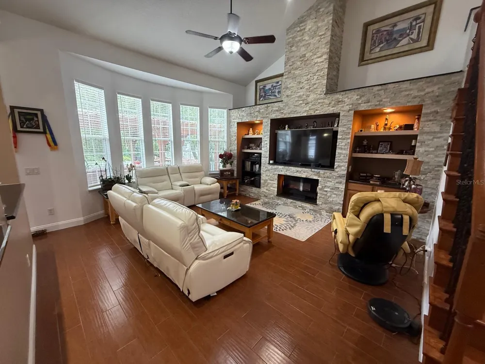 Address Not Shown Celebration, FL 34747