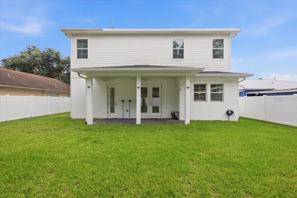 807 W KENTUCKY AVENUE Tampa, FL 33603