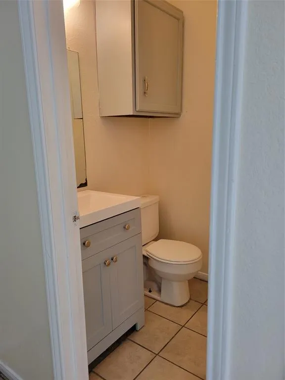 2804 Bull Run #A Taylor, TX 76574