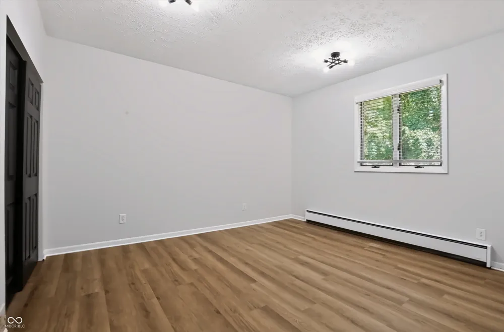 18 Roderick Court Beech Grove, IN 46107