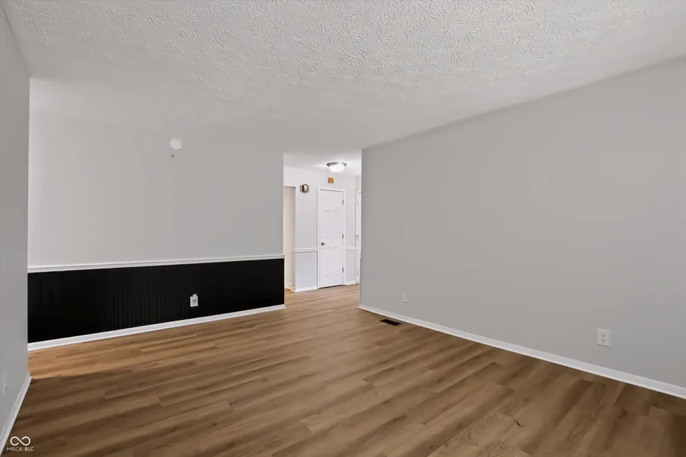 18 Roderick Court Beech Grove, IN 46107