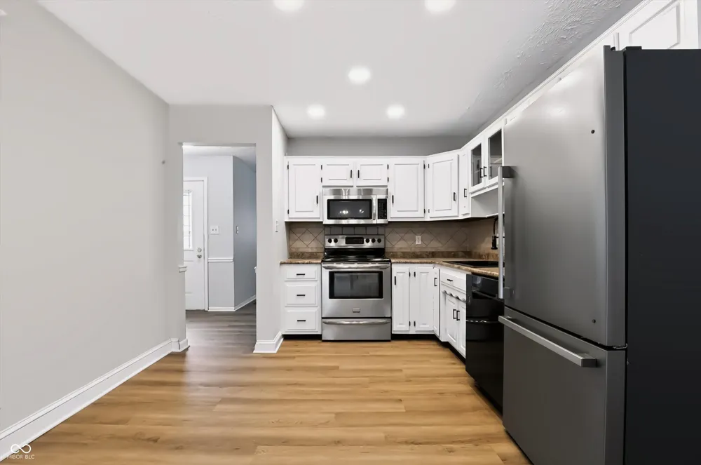 18 Roderick Court Beech Grove, IN 46107