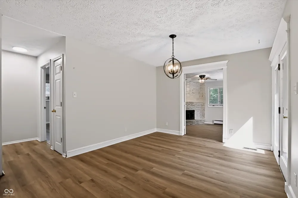 18 Roderick Court Beech Grove, IN 46107