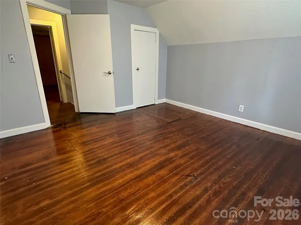 1012 Louise Road Winston Salem, NC 27107