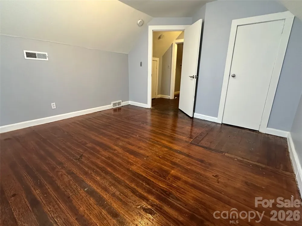 1012 Louise Road Winston Salem, NC 27107