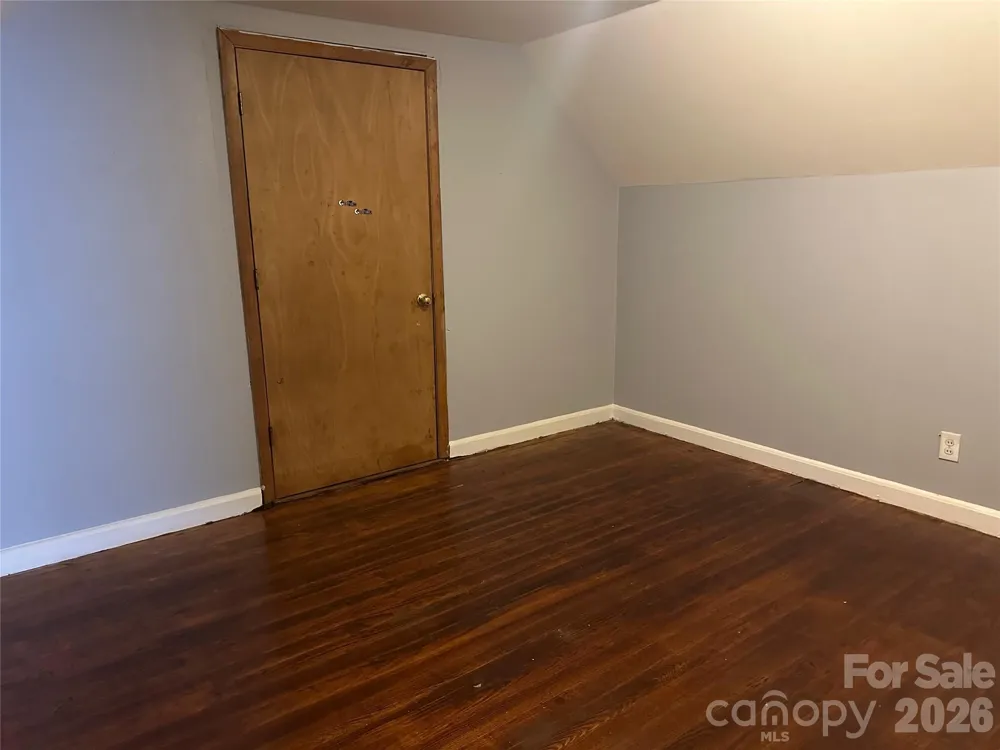 1012 Louise Road Winston Salem, NC 27107
