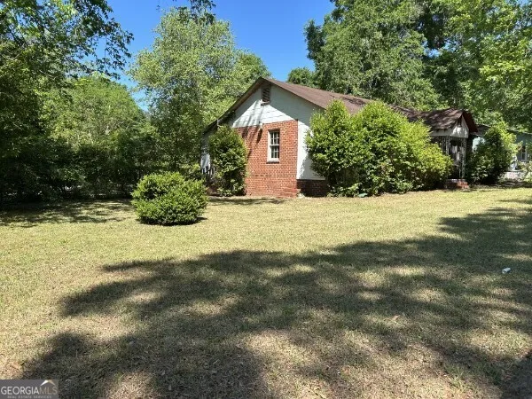 2058 Melton AVE Macon, GA 31217