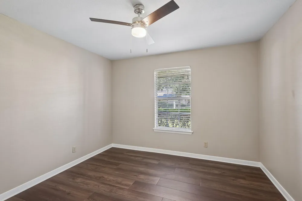 10422 Rocky Hollow Road La Porte, TX 77571