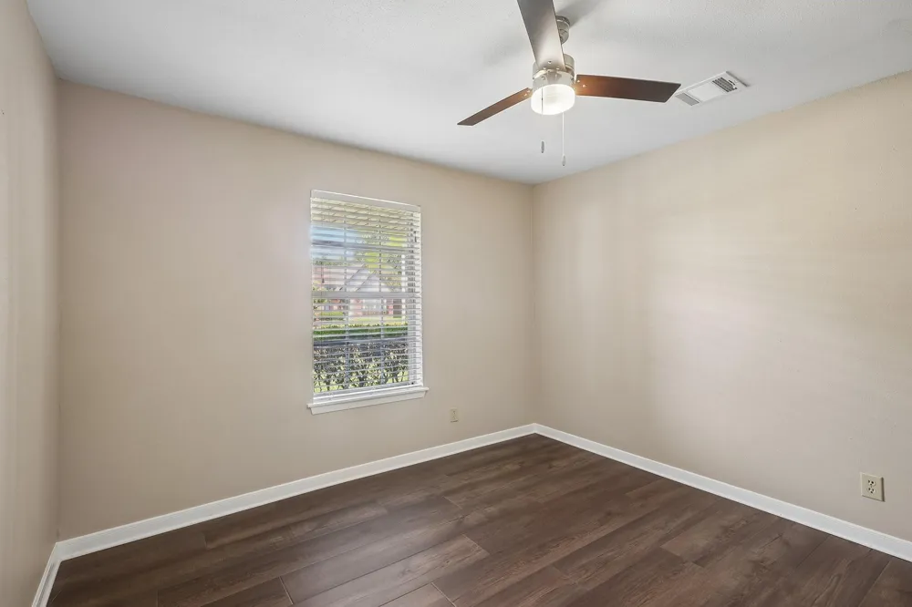 10422 Rocky Hollow Road La Porte, TX 77571