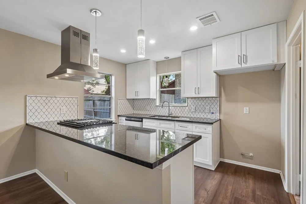 10422 Rocky Hollow Road La Porte, TX 77571