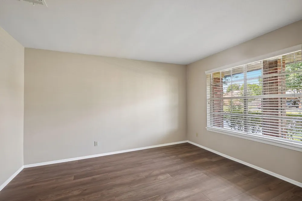 10422 Rocky Hollow Road La Porte, TX 77571