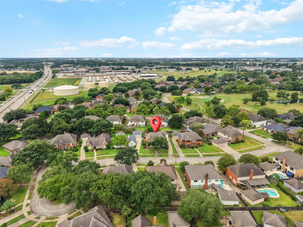 2104 Bay Hill Drive League City, TX 77573