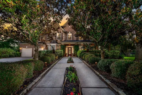 5914 Oakmoss Trail