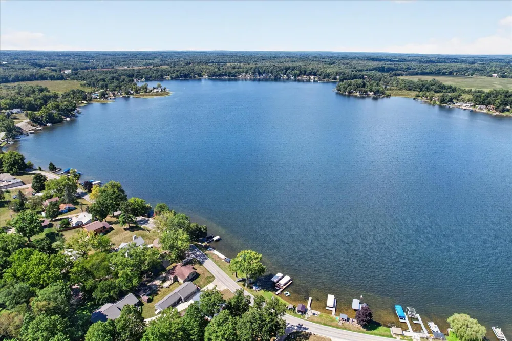 60 E Hickory Road Battle Creek, MI 49017