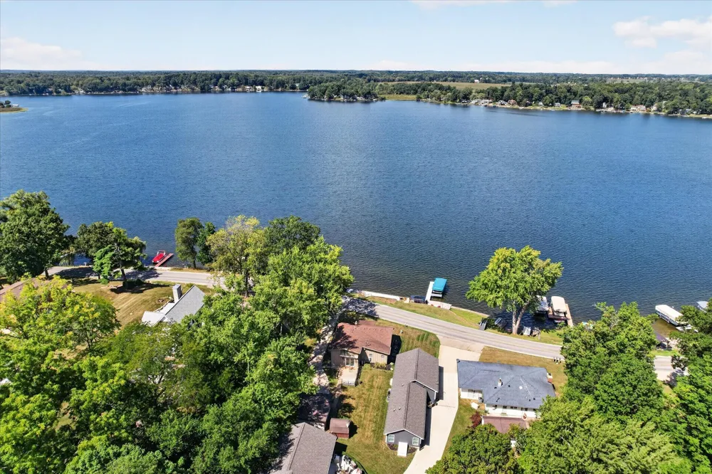 60 E Hickory Road Battle Creek, MI 49017