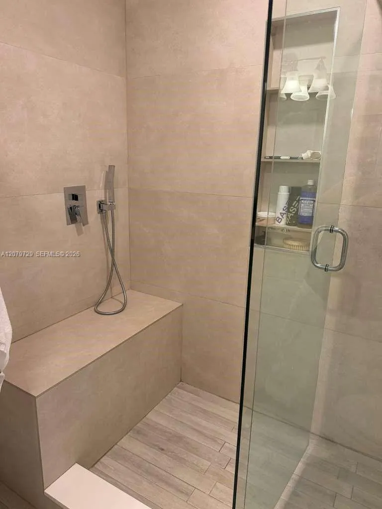 8031 NE Bayshore Ct #8031 Miami, FL 33138